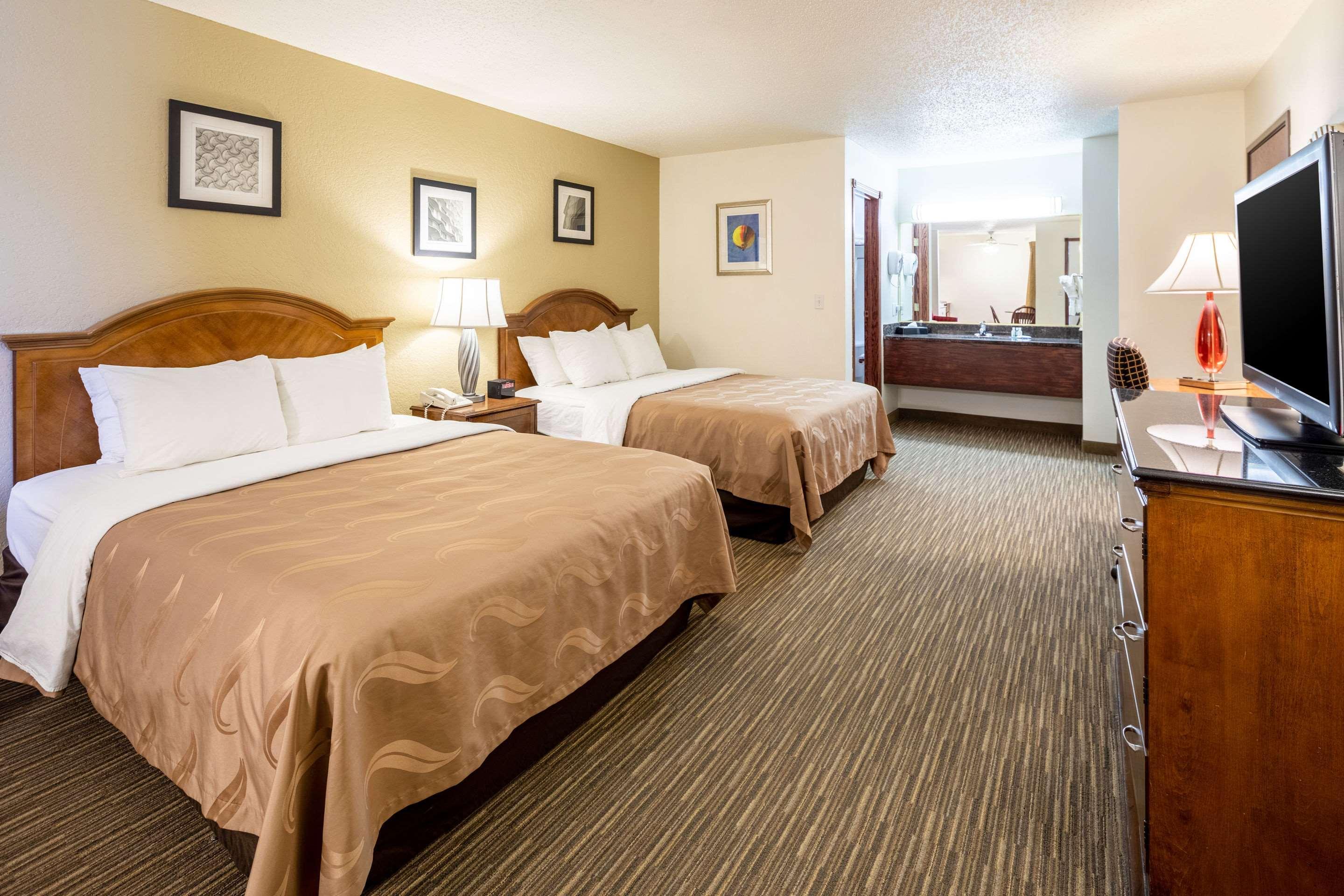 Quality Inn Keystone Near Mount Rushmore Exterior photo