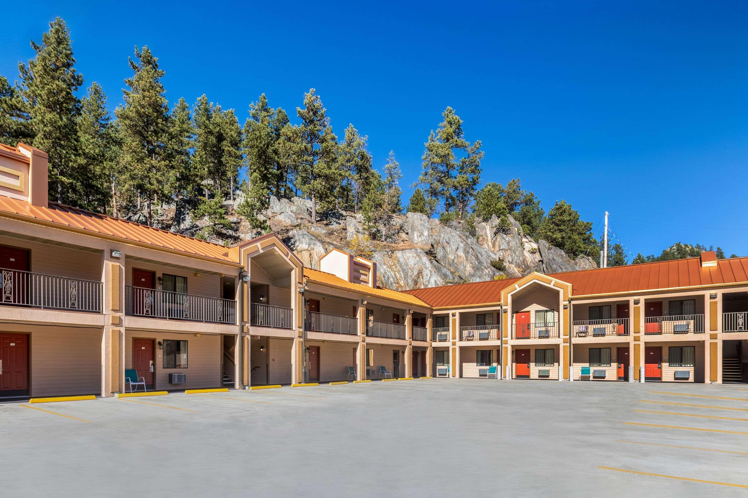 Quality Inn Keystone Near Mount Rushmore Exterior photo