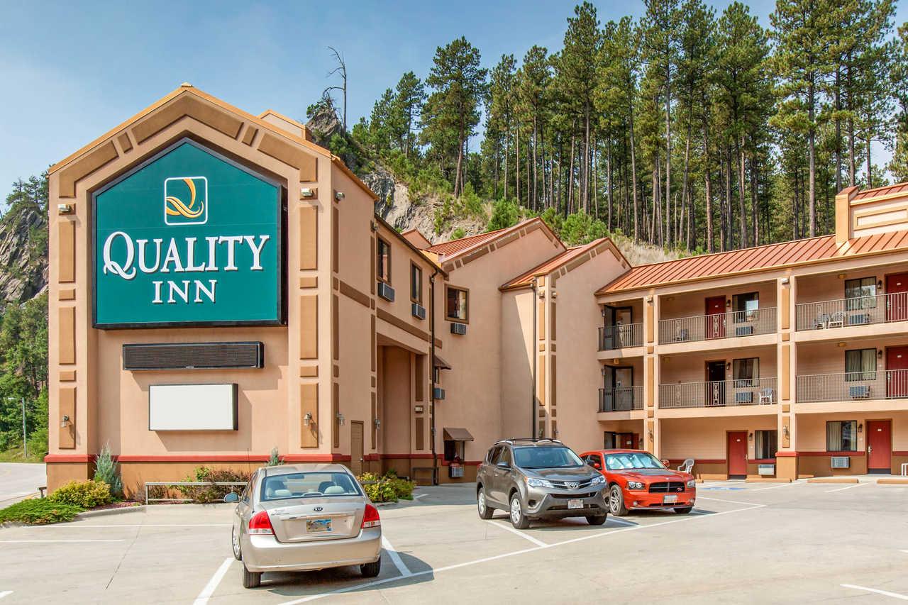 Quality Inn Keystone Near Mount Rushmore Exterior photo