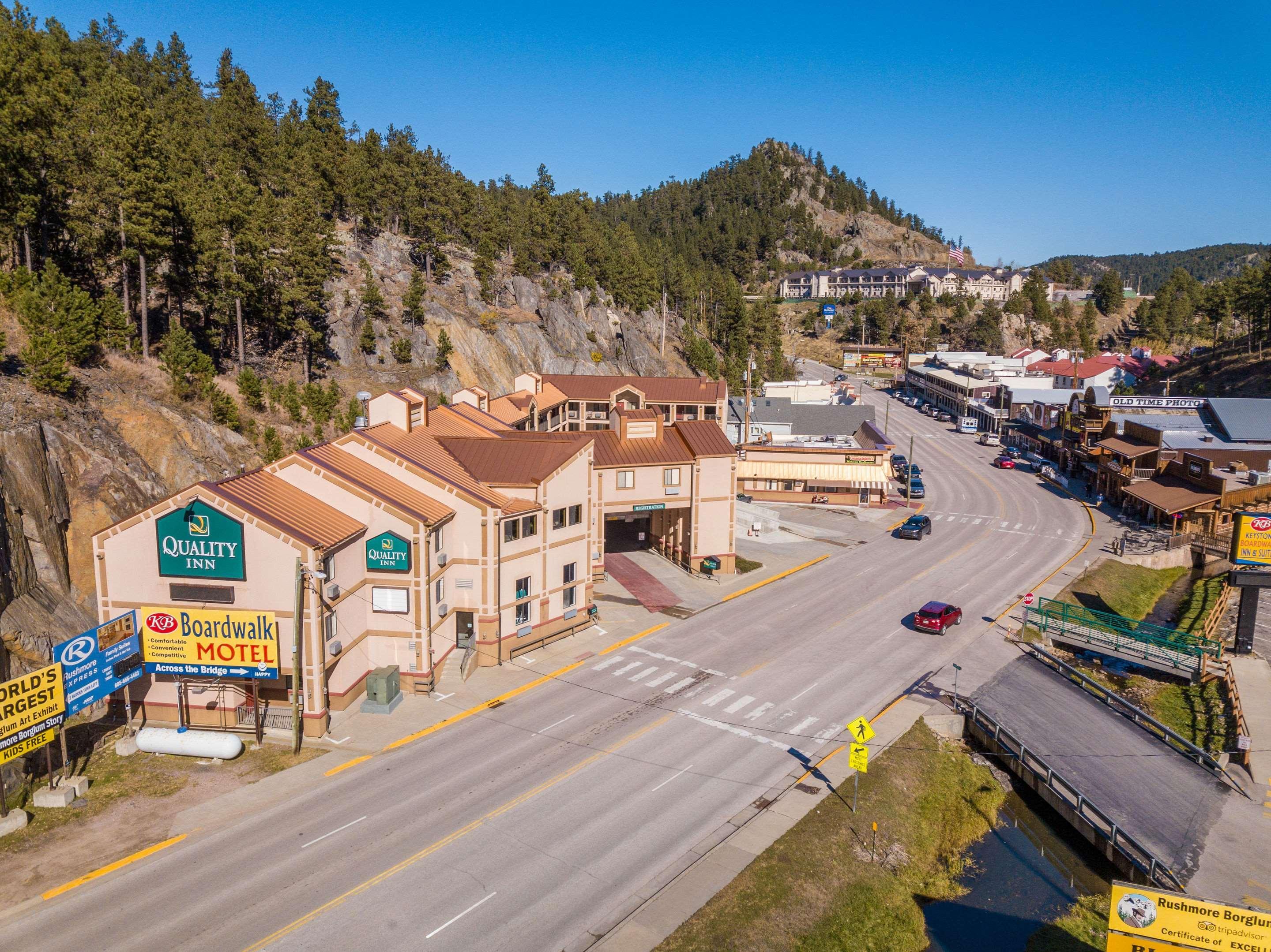 Quality Inn Keystone Near Mount Rushmore Exterior photo
