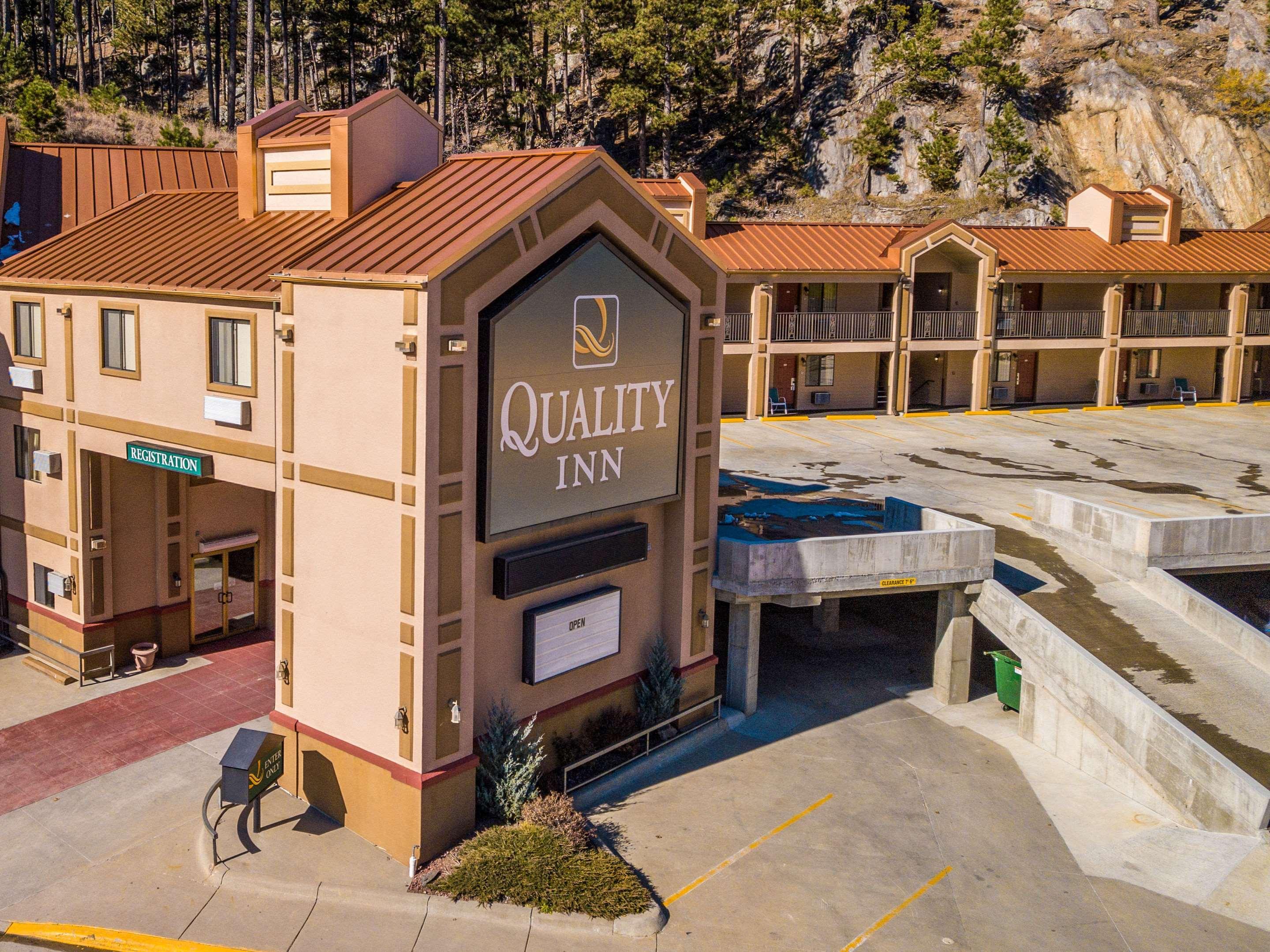 Quality Inn Keystone Near Mount Rushmore Exterior photo